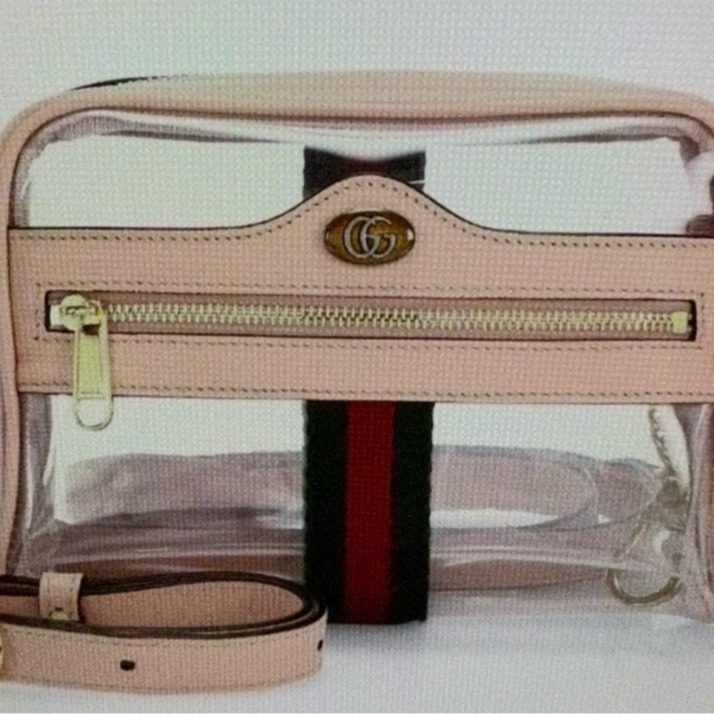 NEW Gucci Pink crossbody Bag with Modern Design